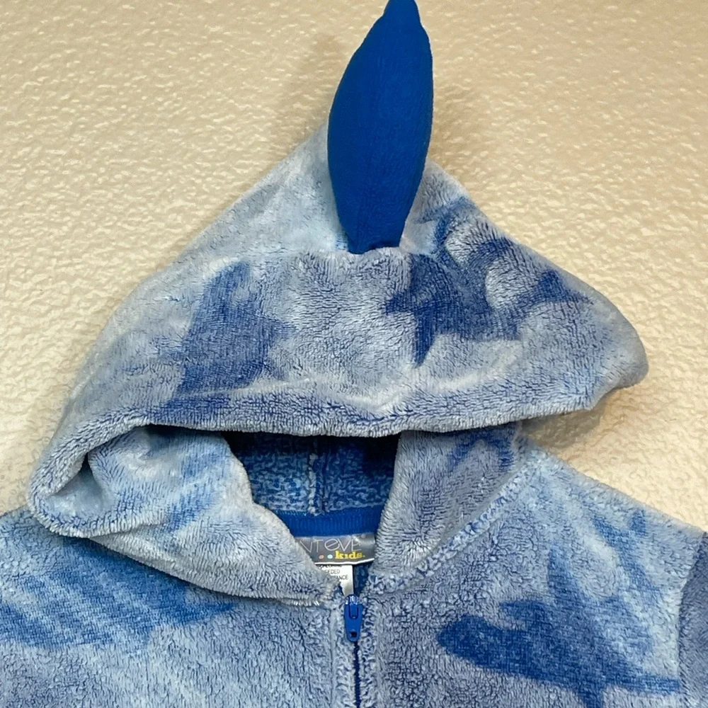 Sainteve Blue Shark Print Kids Fuzzy Warm One Piece XS 5/6